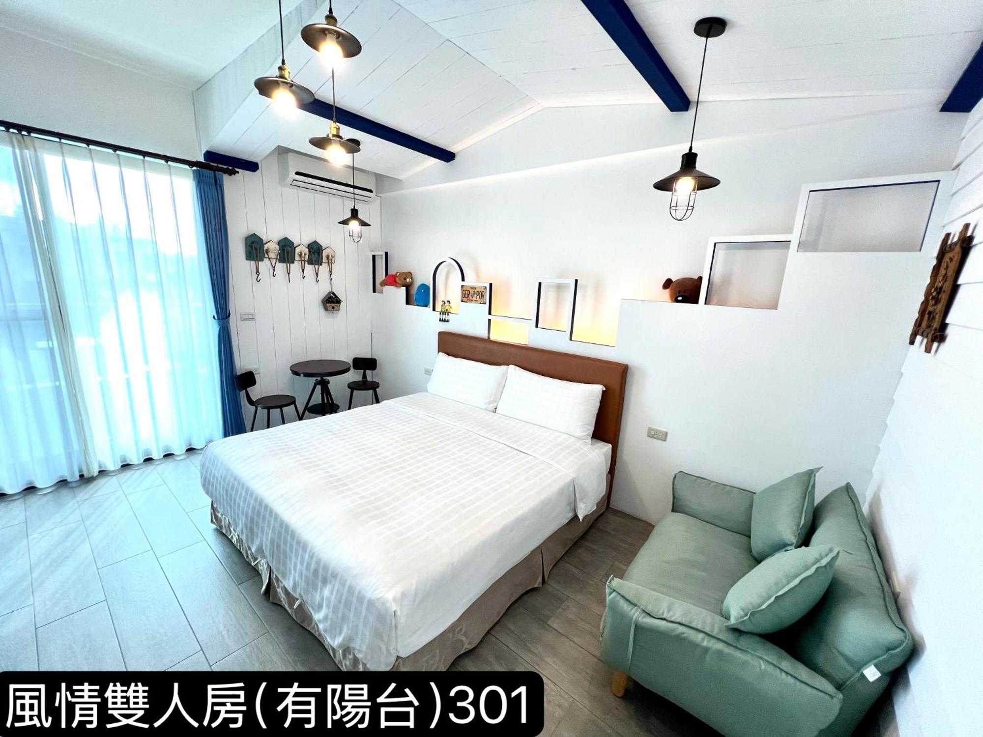 Summer Bay Inn Heng-ch'un Esterno foto